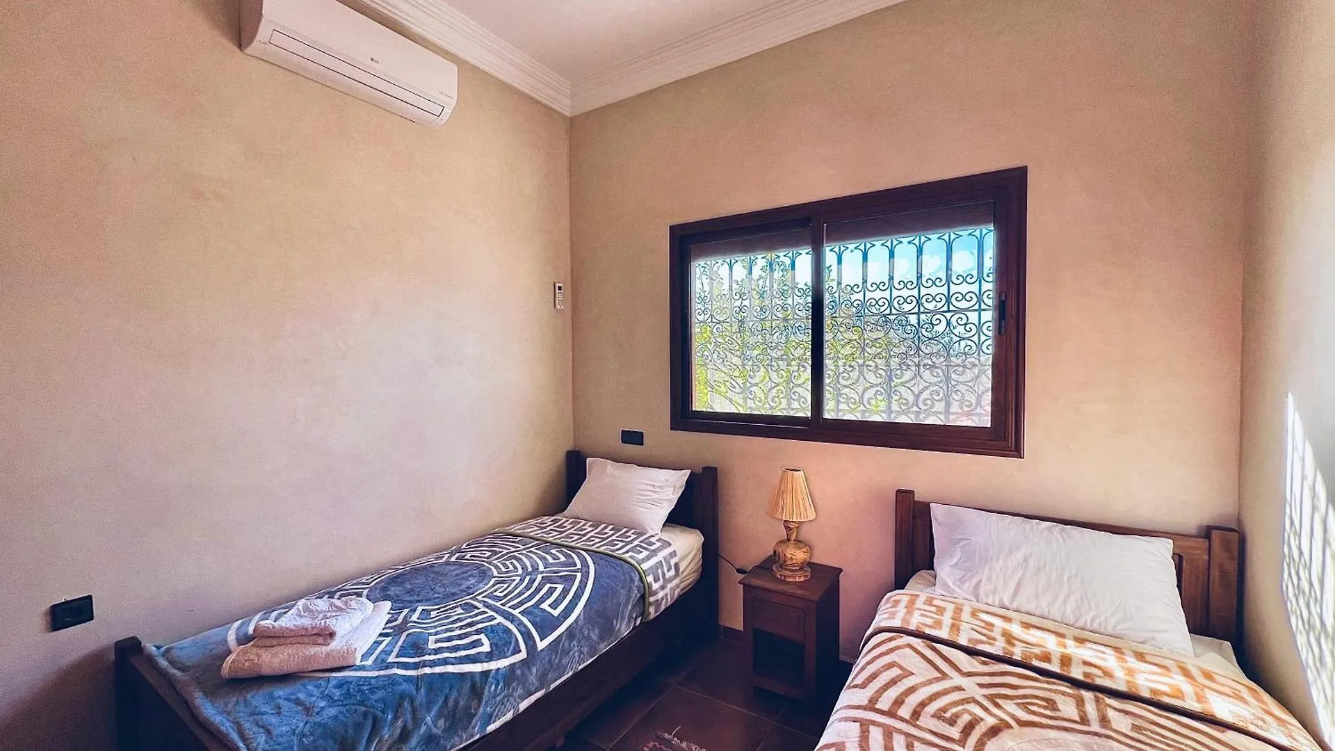 Family Villa With Swimming Pool And A Wonderful Mountain View مراكش